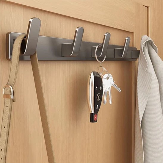 Porte manteaux gris foncé